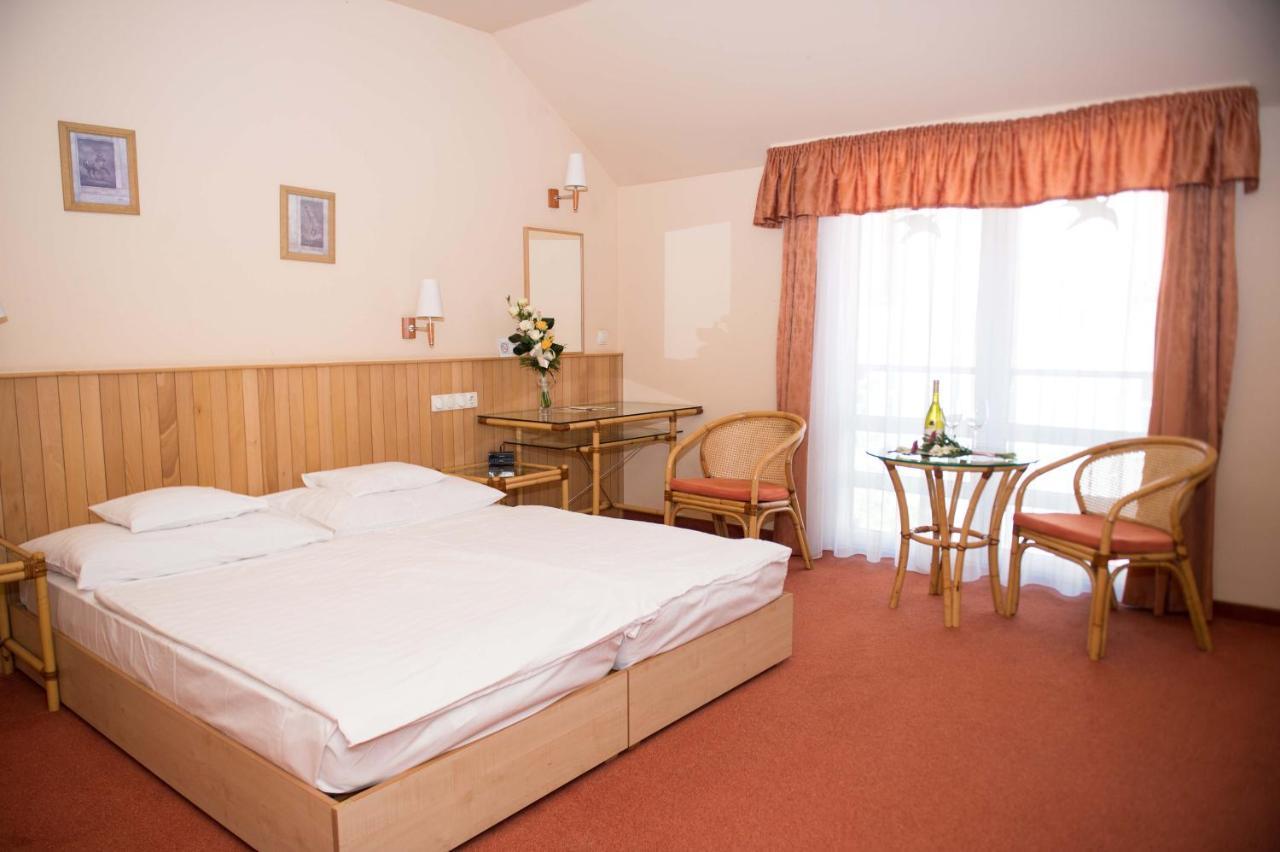 Martfu Hotel Thermal Spa Exterior photo