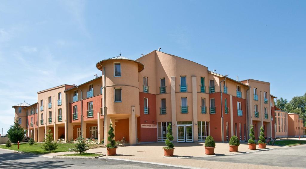 Martfu Hotel Thermal Spa Exterior photo