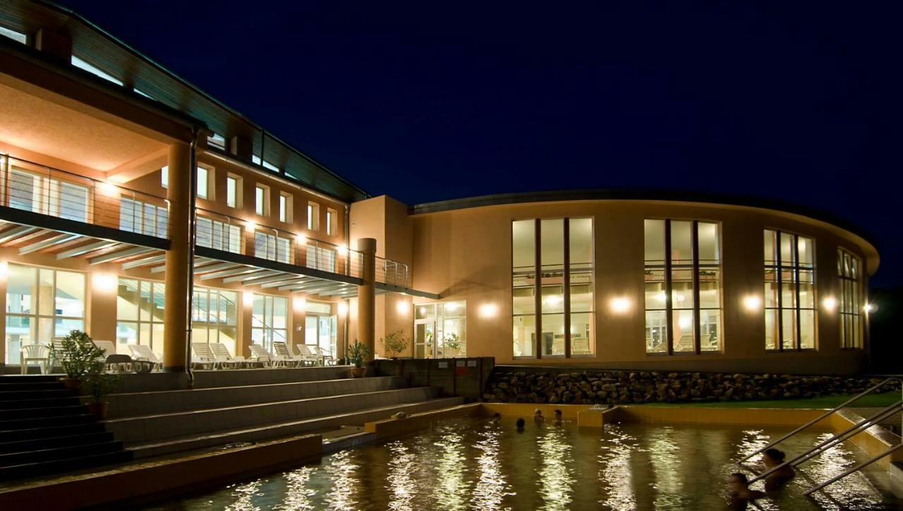 Martfu Hotel Thermal Spa Exterior photo